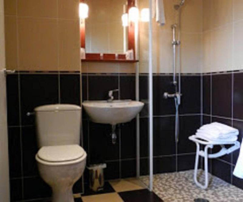Celtic Hotel Auray Bagian luar foto
