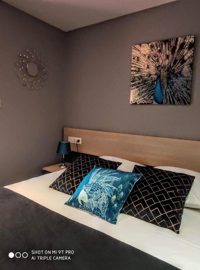Celtic Hotel Auray Bagian luar foto